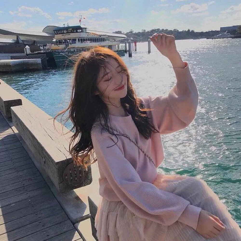 女玩家喜迎春